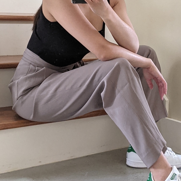 Aritzia Babaton 'Andrea' pants - Picture 5 of 9